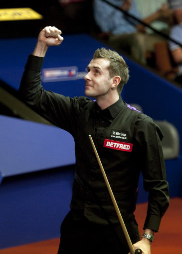 首考泳坛格 首考泳坛格